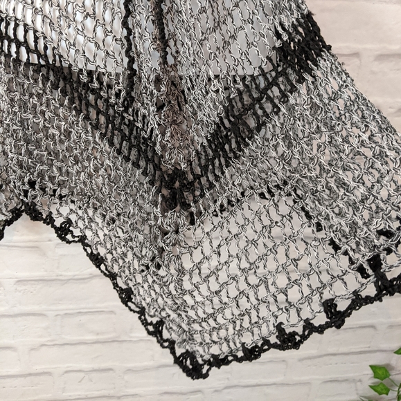 Crochet Top - Picture 7 of 7